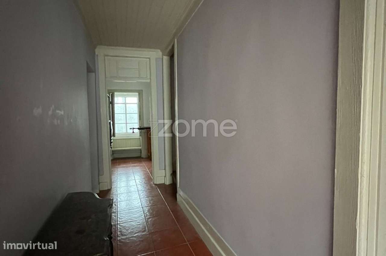 Moradia T4 com Garagem em Celorico da Beira Gare - Grande imagem: 4/34