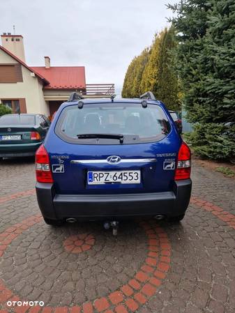 Hyundai Tucson 2.0 CRDi Active - 4