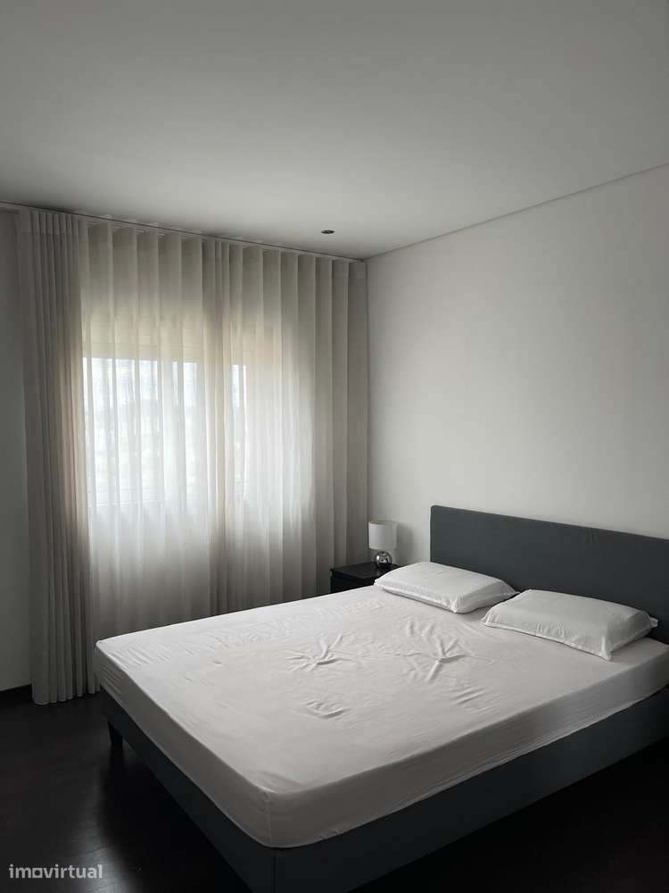 Apartamento T4 - Famalicão - Garagem box -  Excelentes áreas-10