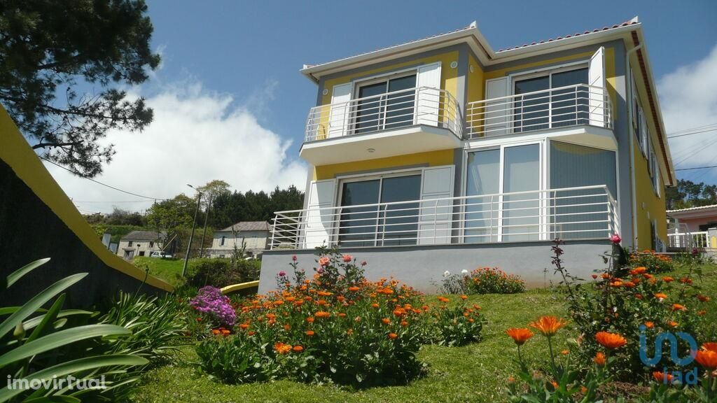 Casa T3 em Madeira de 144,00 m2