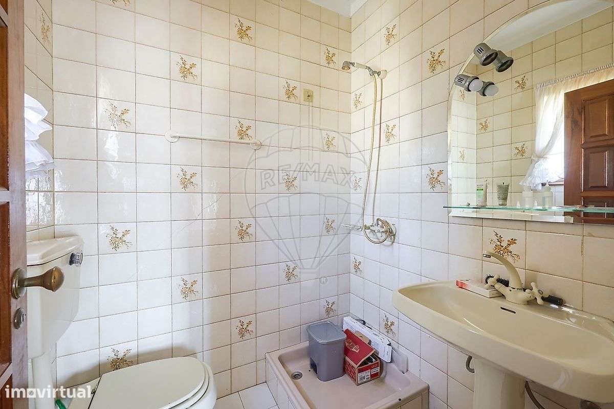 Moradia T3 | Anexo T1 | 628m2 | Lote 2140m2 | 10 min Centro Águeda-23