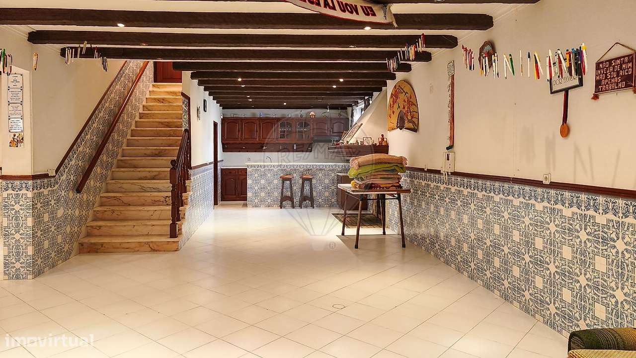 Moradia T6 para venda-28