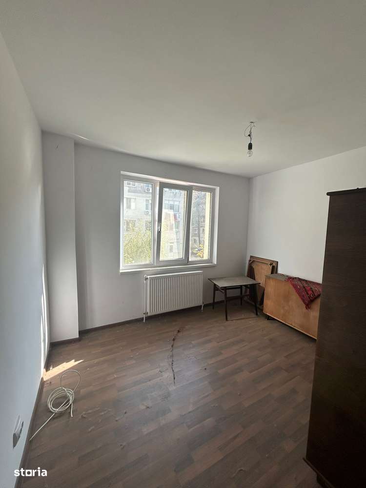 Apartament 2 camere- etajul 1- 40 mp  - 51000 euro negociabil - Imagine principală: 2/5