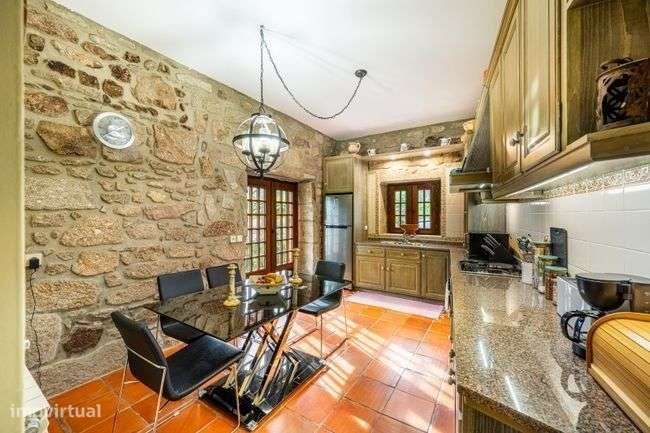 Moradia T3 em pedra no centro de Amares - Grande imagem: 3/9