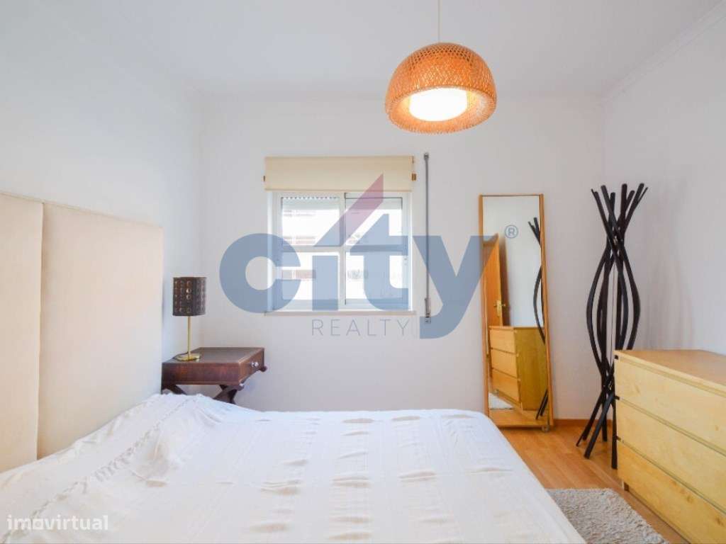 APARTAMENTO T1 COM GARAGEM EM TELHEIRAS JUNTO AO PINGO DOCE-13