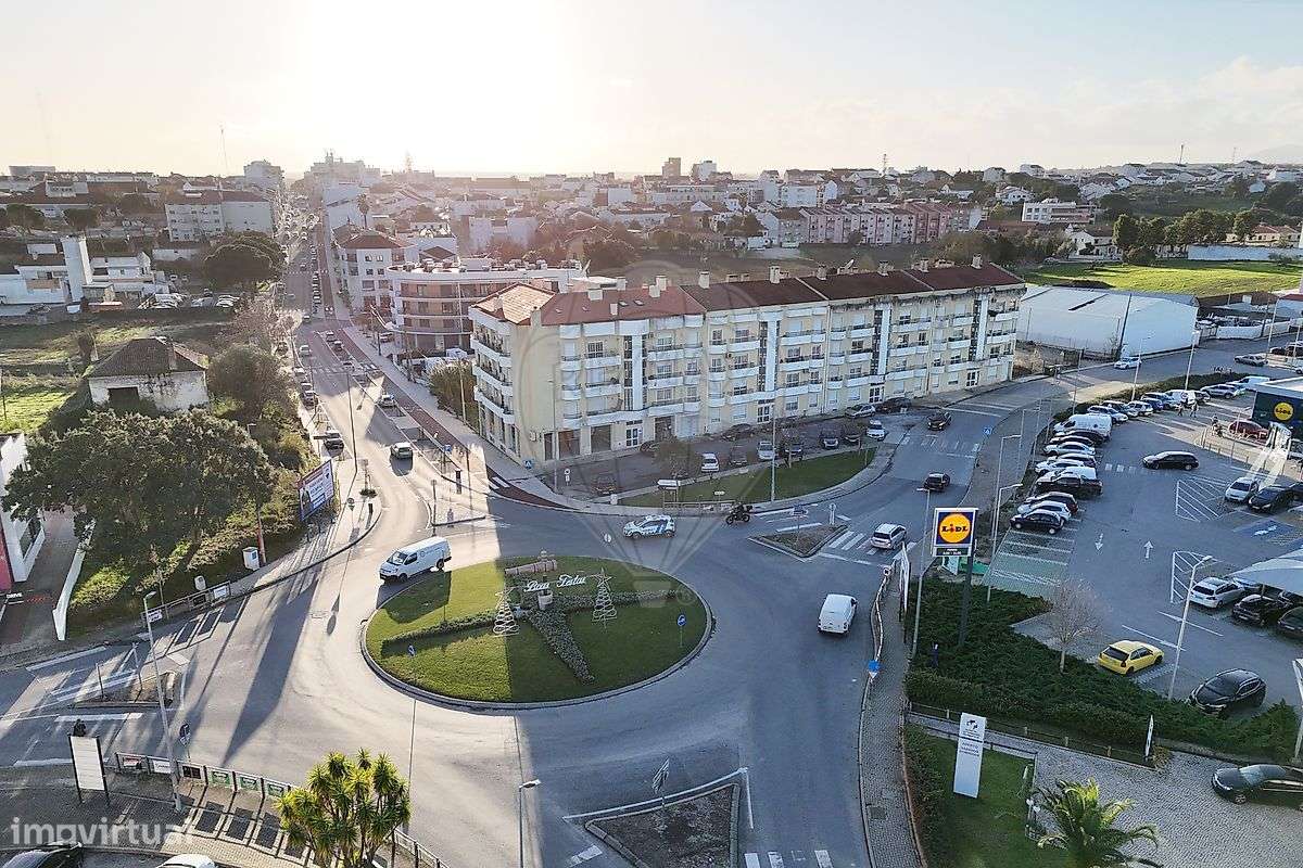 Loja  para arrendamento - Grande imagem: 2/16