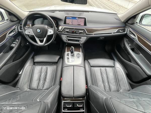 BMW 730 d Auto - 16