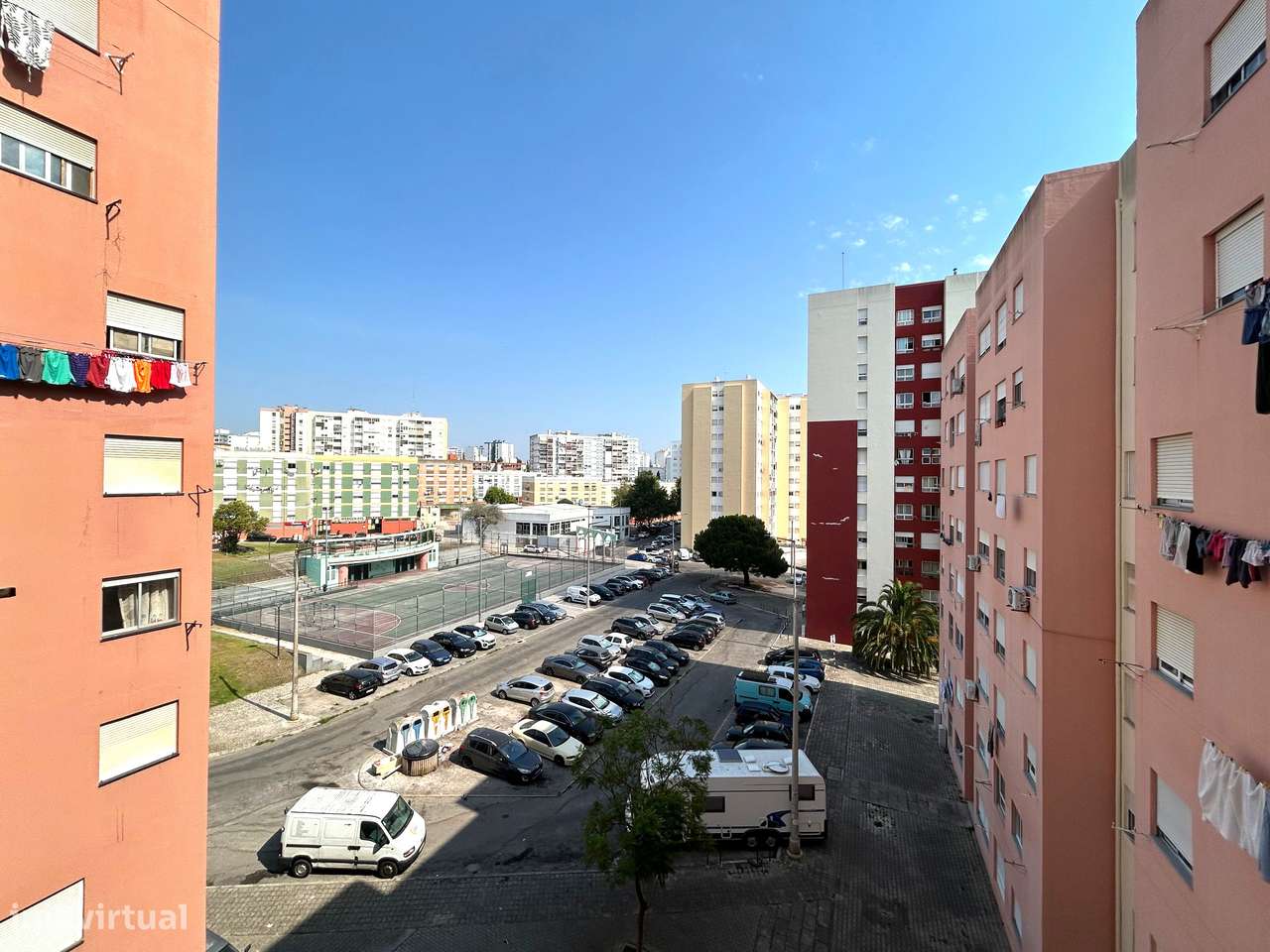 Apartamento remodelado T2 - Miratejo-5