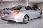 Maserati Quattroporte - 4