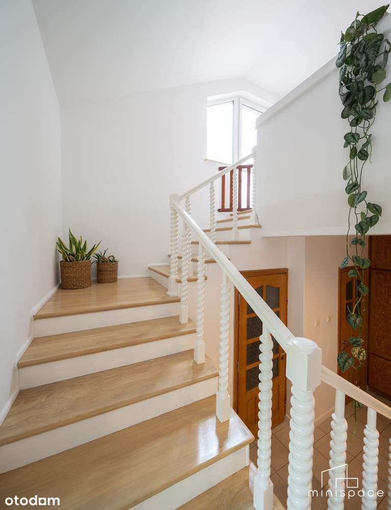 Piękny dom na Starym Mieście | 219 m2 | Działka 4,81 a-8