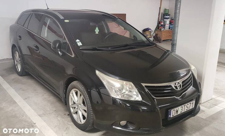 Toyota Avensis Combi 2.0 D-4D - 9