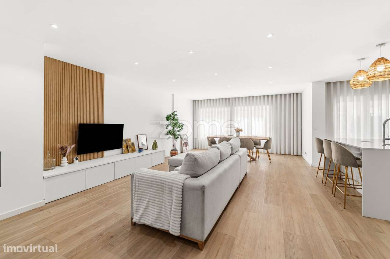 Apartamento T3 remodelado em Massamá Norte - Grande imagem: 5/25