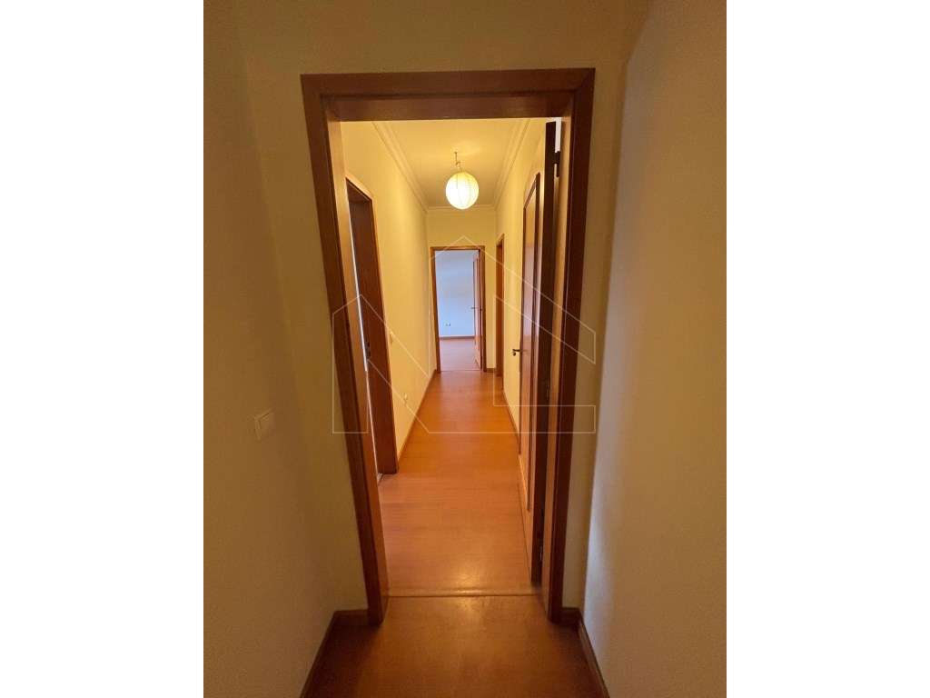 Apartamento T2 - Oliveira do Bairro-12