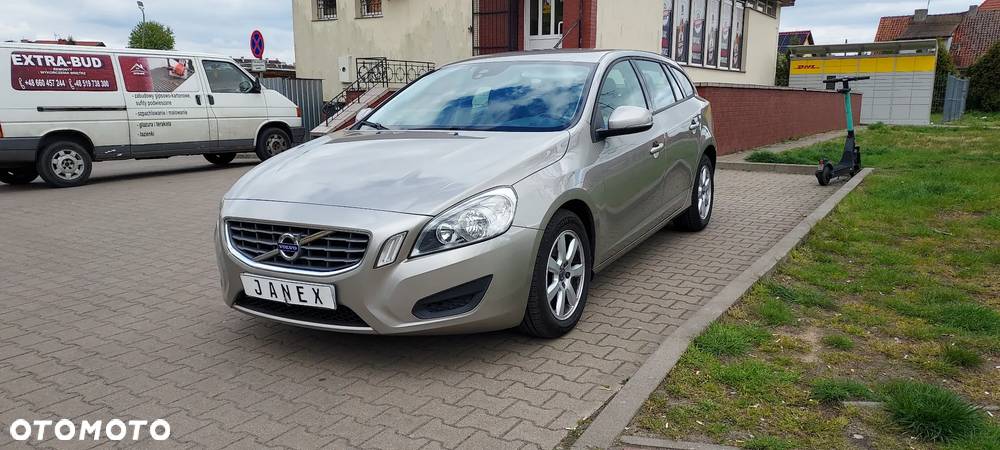 Volvo V60 D3 Business Edition - 1