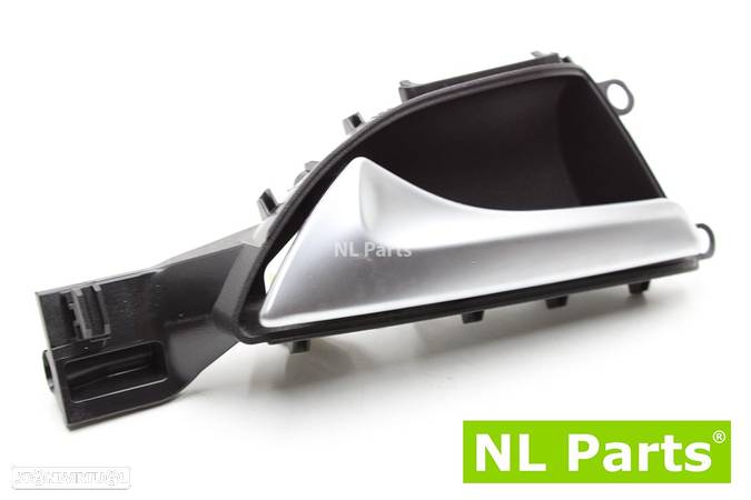 Puxador de porta interior Mercedes Classe A W176 A2467600 - 1