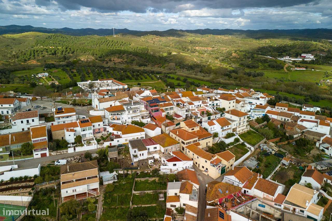 Armazém no Centro de São Marcos da Serra – Oportunidade Única! - Grande imagem: 4/18