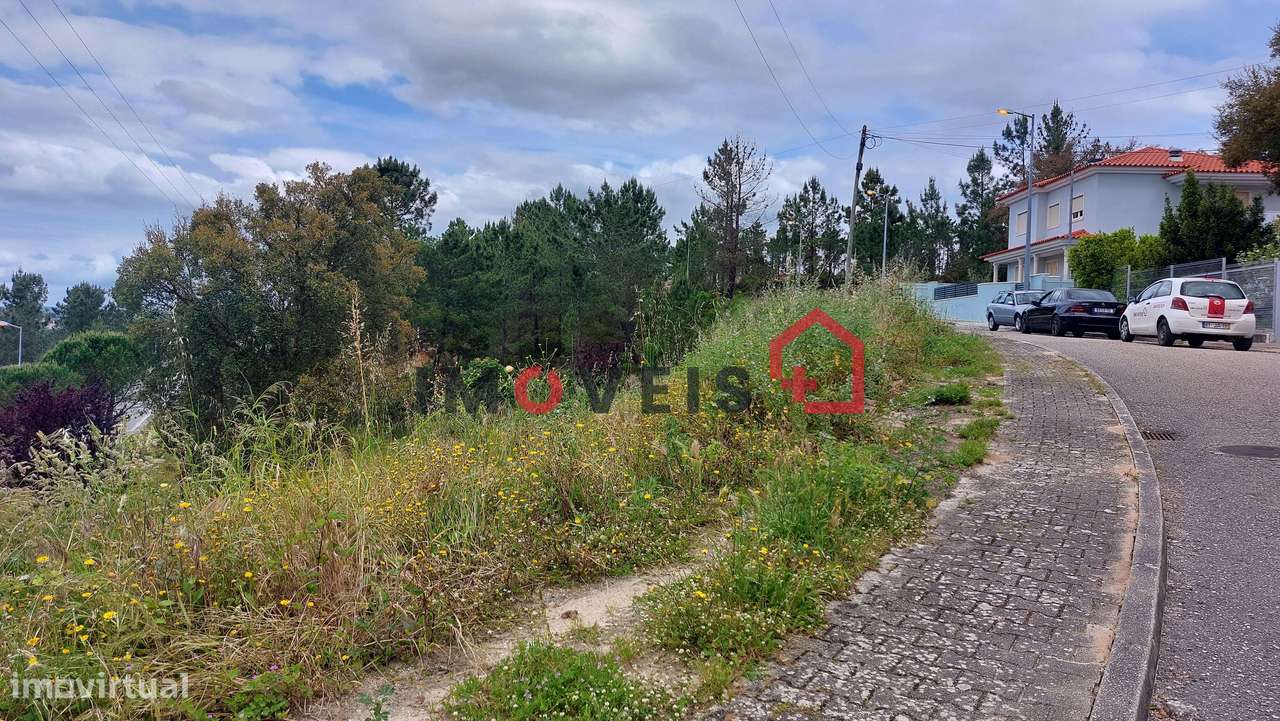 Lote para moradia com quinhentos e quarenta e seis metros quadrados! - Grande imagem: 5/6