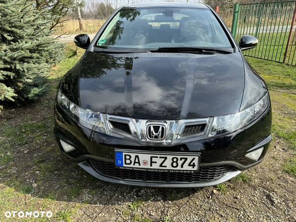 Honda Civic 1.8 Comfort - 23