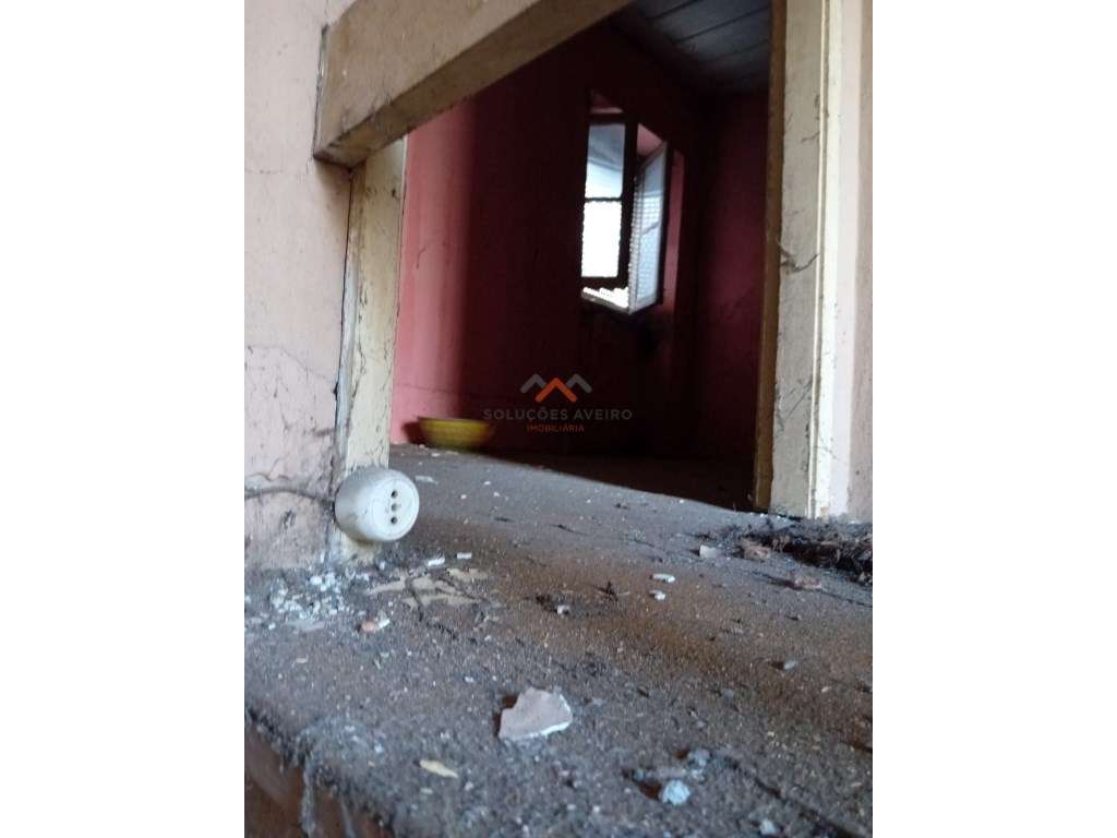 Moradia no centro de Esgueira - Venda - Grande imagem: 3/5