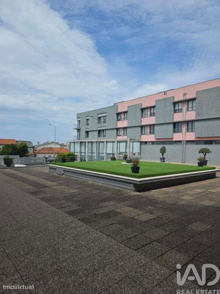 Apartamento T1 Em Canidelo De 80 M2