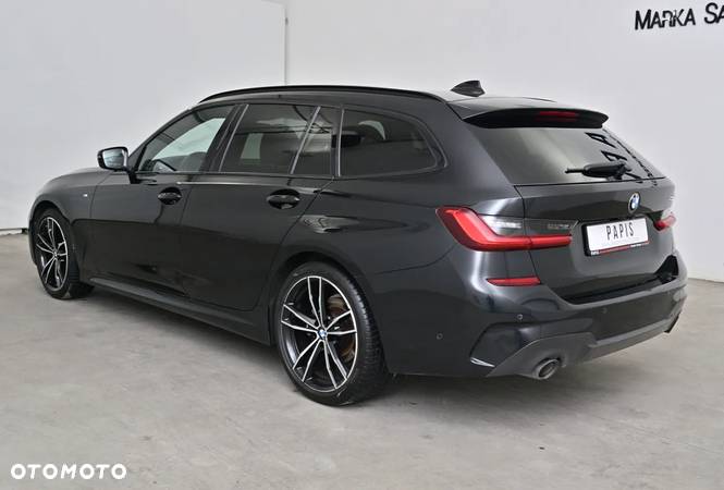 BMW Seria 3 320i M Sport Shadow sport - 11