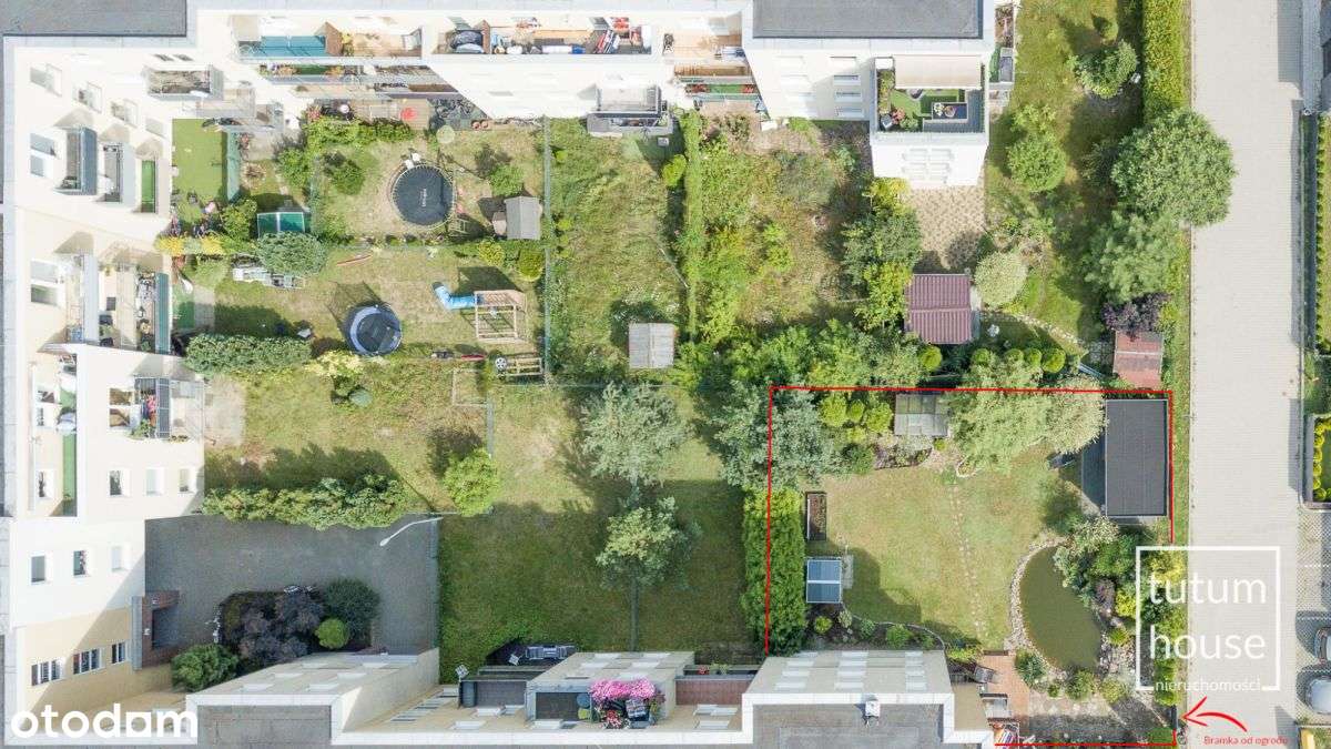 Przekrocz próg – Ogród 300 m² czeka na Ciebie !-2