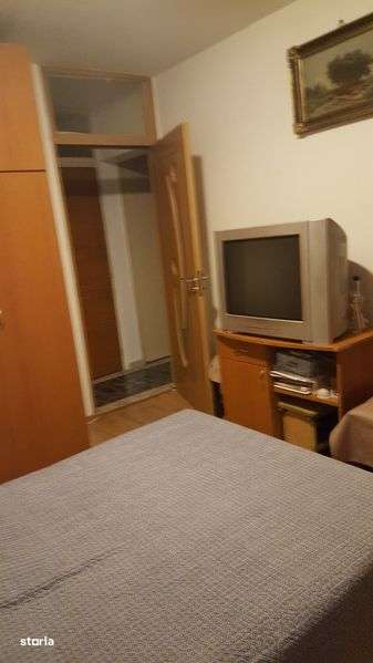 Vnd apartament 3 camere cf.1 dec. parter, Rahova-Sebastian str.Tutuna