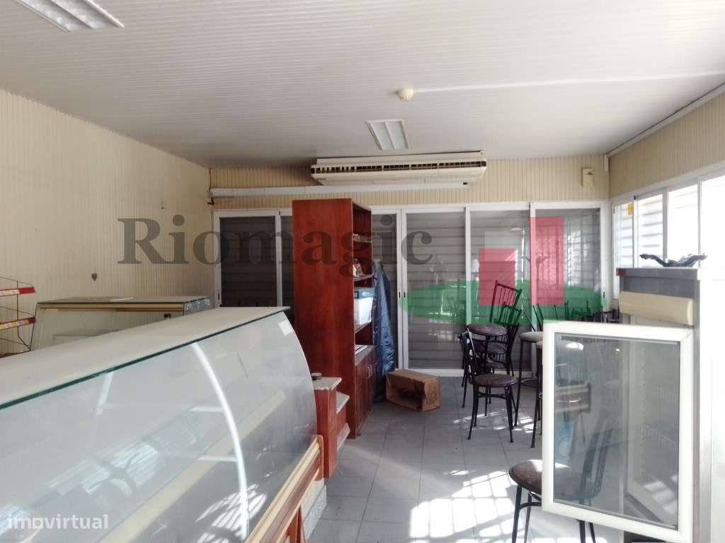 Café / Bar - Roulotte - Grande imagem: 5/24