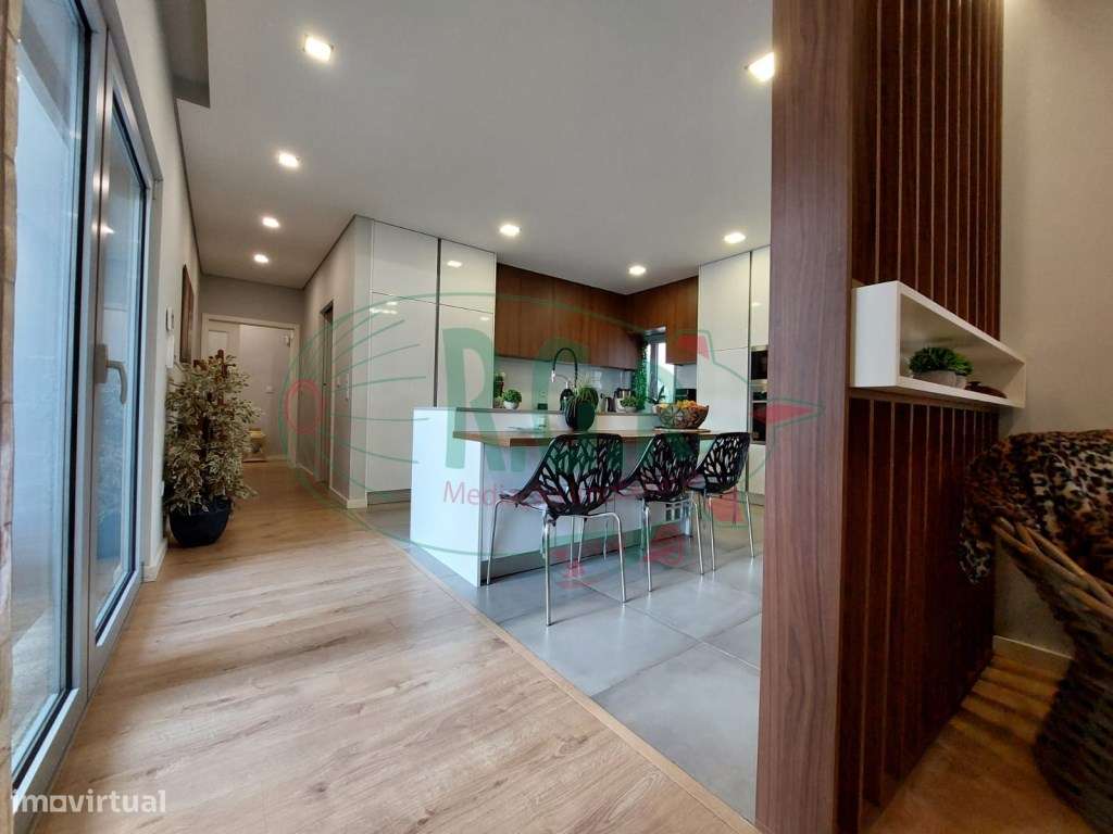 Moradia T3+1 Térrea | São Cosme | 10 min Porto-13