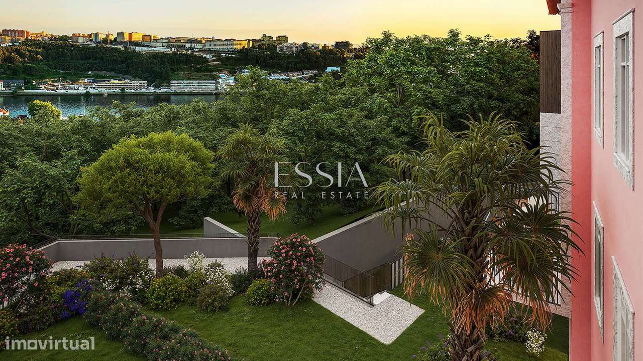 T0+1 Jardim 128m2 e Garagem | T0 Palacete Douro | T0 Lordelo do Ouro-9