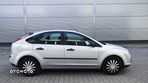 Ford Focus 1.8 Style - 6