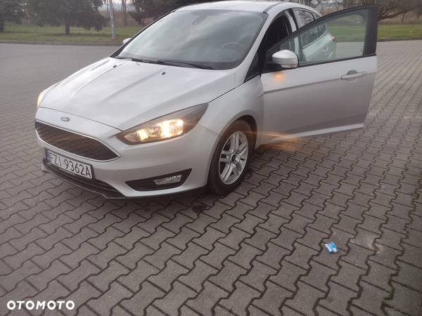 Ford Focus 1.5 EcoBlue Active - 11