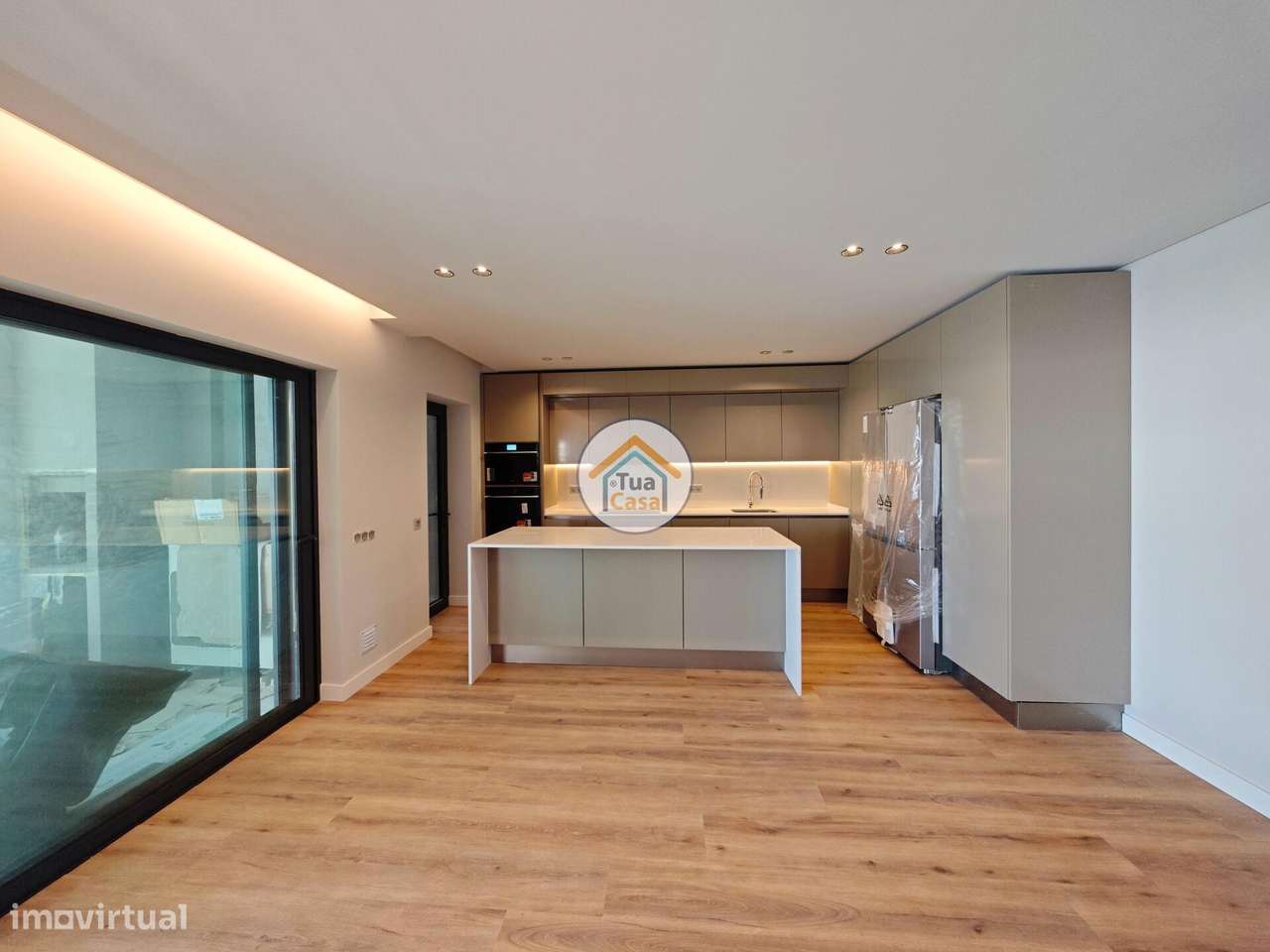 Apartamento T3 luxo centro de Faro - Grande imagem: 2/25