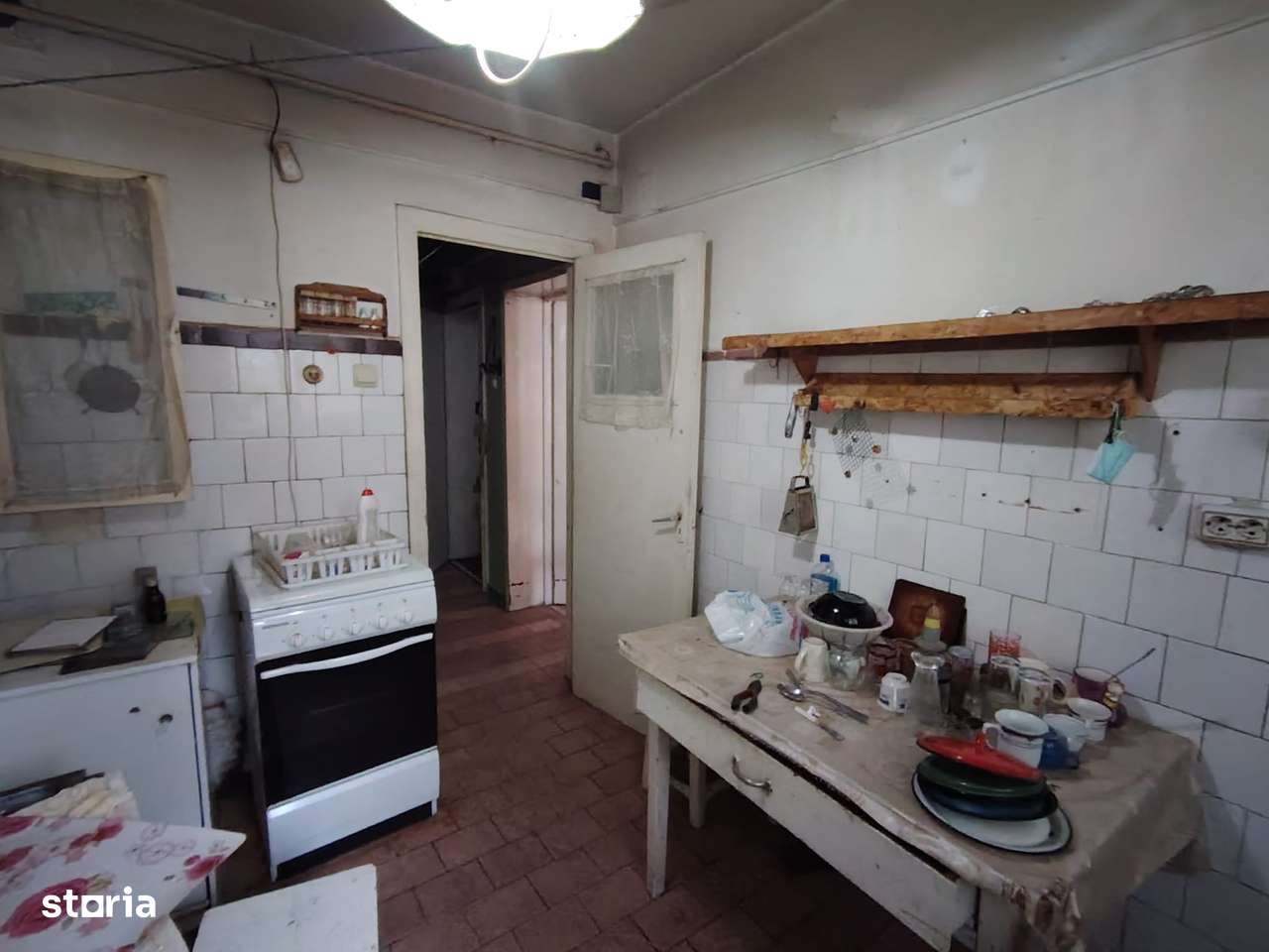 Apartament spatios cu 4 camere et 2-zona Aleea Trandafirilor.-14