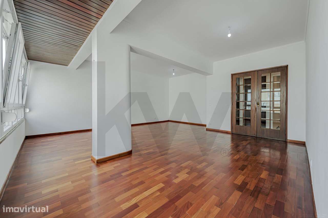 Apartamento T3 para Arrendamento – Portela - Grande imagem: 4/26