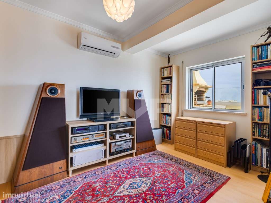 Apartamento T3 Duplex com terraço superior vista Ria em Faro-27