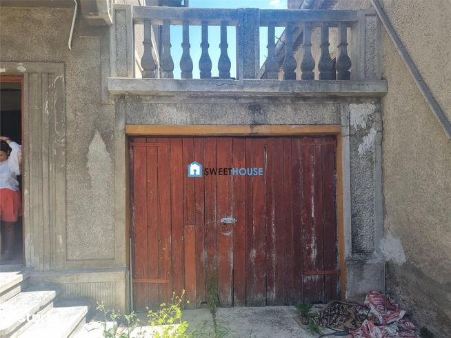 Casa cu  etaj de vanzare in Fagaras zona centrala-5