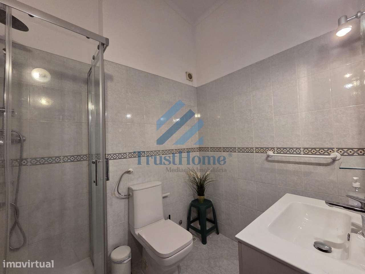 T5 duplex na Tapada das Mercês com 225m2 com lugar de parqueamento-24