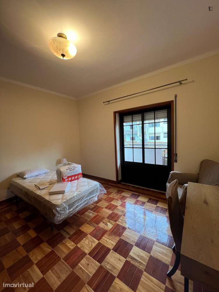 Quarto - localizado em Celas Coimbra Portugal Coimbra - Grande imagem: 3/9