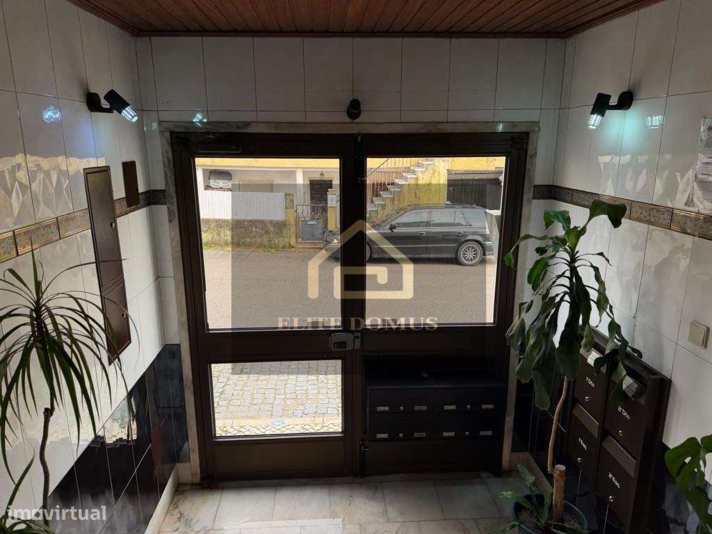 Magnífico Apartamento T3 com Terraço, Arrecadação e Estacionamento!-35