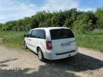 Chrysler Town & Country 3.6 Limited - 4