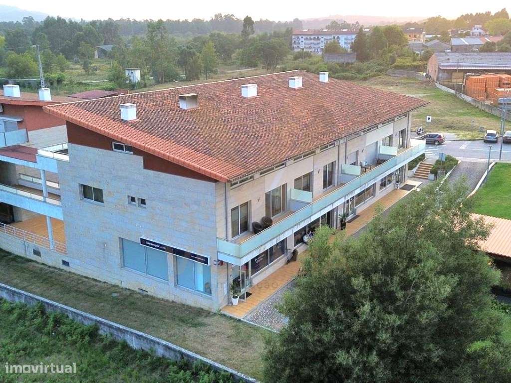 Apartamento T5 Duplex em Arcozelo - Ponte de Lima - Grande imagem: 2/25
