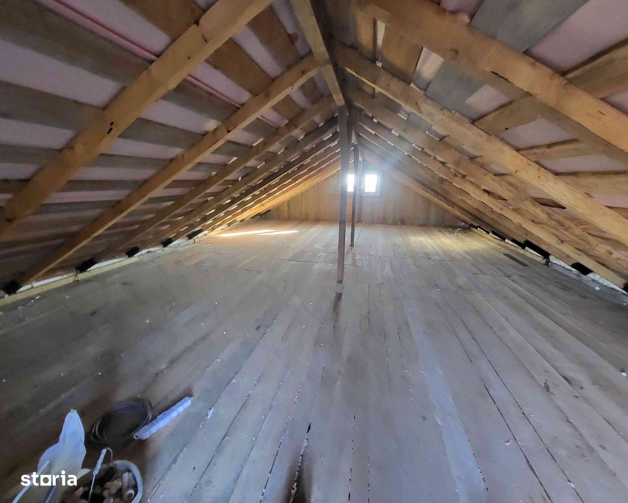 Casă modernă Margineni-8