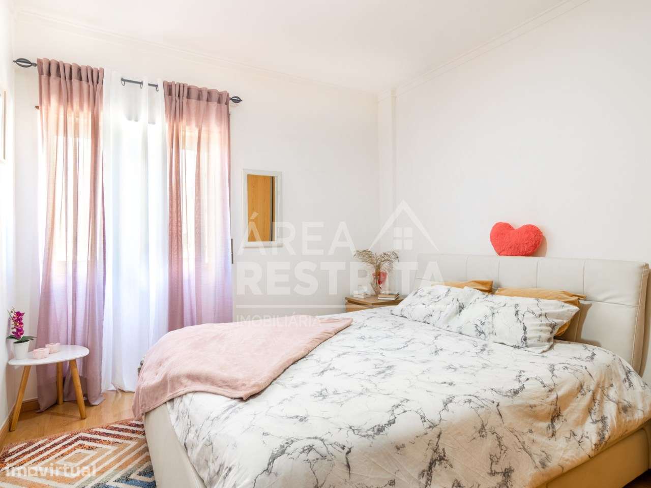 Apartamento T2, prédio com elevador-10