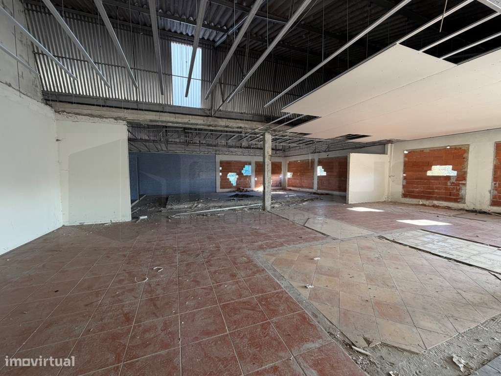 Armazém para comercio e serviços - Aveiro - Grande imagem: 5/11