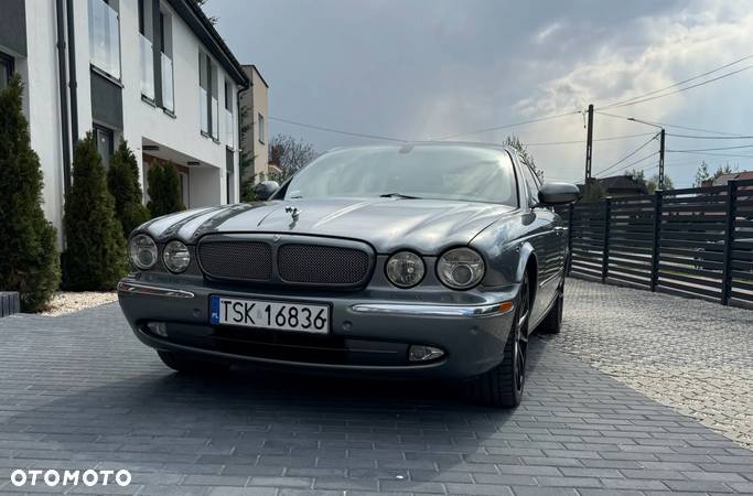 Jaguar XJ Super V8 - 3