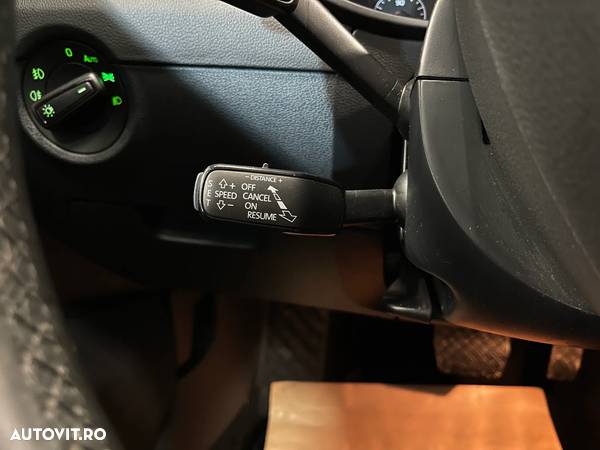 Skoda Octavia Combi Diesel 1.6 TDI DSG Style - 29