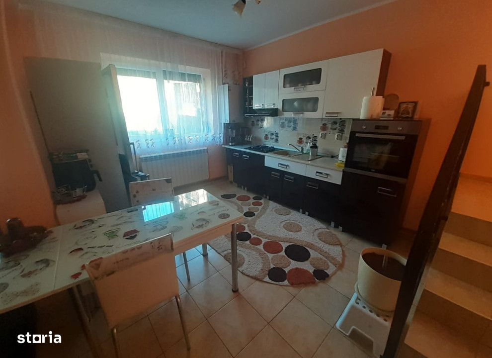 Casa 7 camere Tatarasi , 340 metri Cod:149128