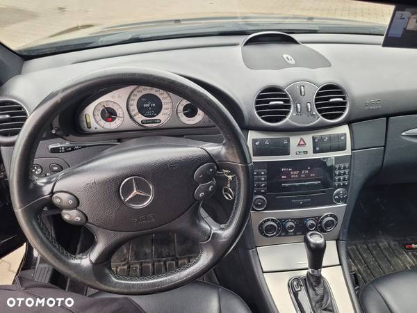 Mercedes-Benz CLK - 9