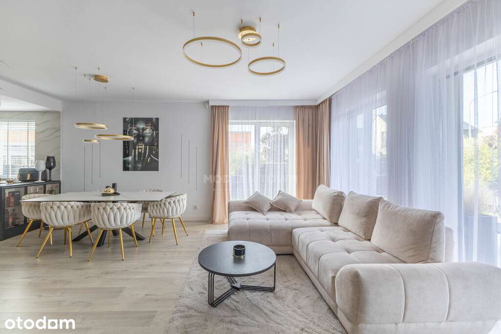 Atrakcyjny Dom Wolnostojący na Zamkniętym Osiedlu-2